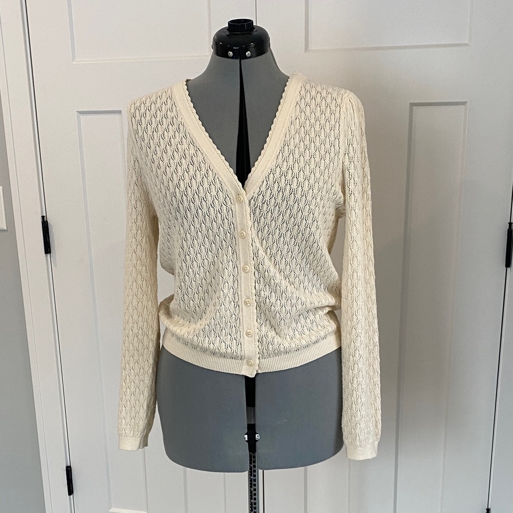 Old Navy Women's Cream Cardigan Sweater